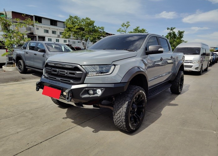 8118